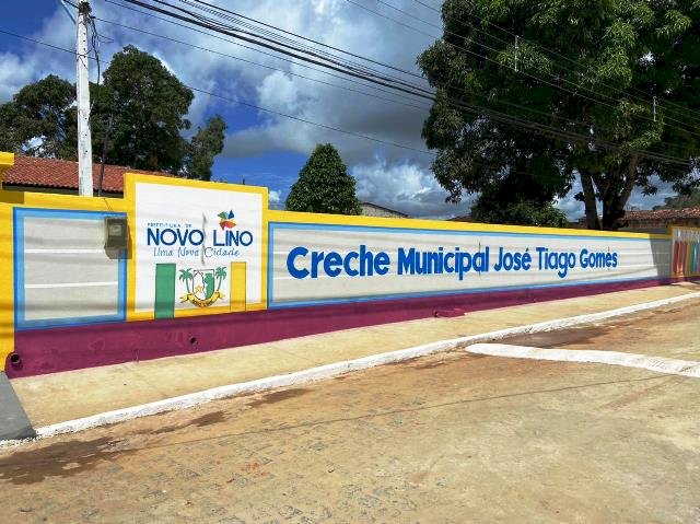 Em solenidade emocionante, prefeita Marcela Gomes entrega reforma da creche José Tiago Gomes