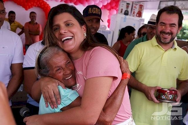 Prefeitura realiza festa das mães para ficar na história de Novo Lino