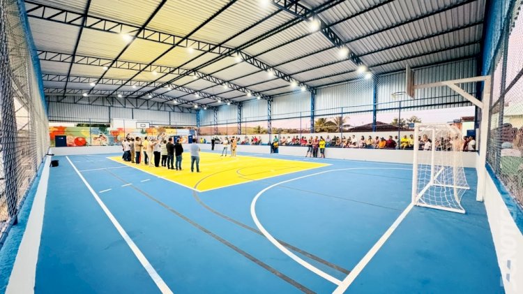 Macapá ganha quadra poliesportiva e prefeita Marcela anuncia novos investimentos para a comunidade